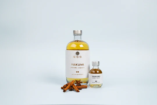 [AHGIBY012] Boury Bottled Yakumi Liqueur 32% 0,5L